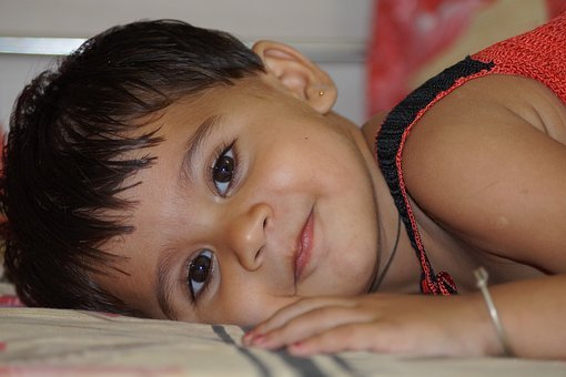 女兒13歲早戀該怎么處理