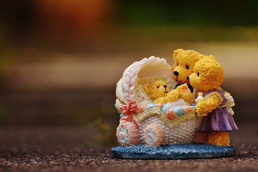 3、提高英語聽力。初三學(xué)生都清楚,中考英...