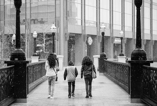 3、復讀全文,消除疏漏。完成所有空檔后,...