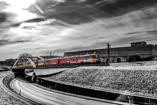 �l(f��)�F(xi��n)���ӳɿ��½���(y��ng)��Α�(y��ng)����