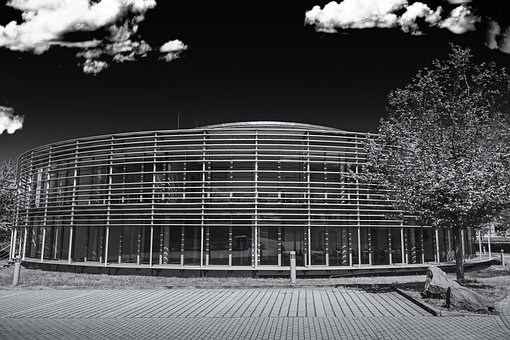 Ӣ�Č���ˮƽ����߷���