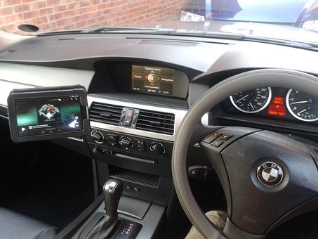 給孩子更多的關注和肯定