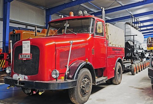 他習慣于自己推導公式和定理,這不僅幫助...