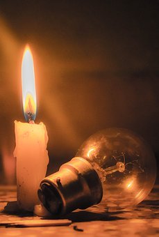 初二學(xué)生偷偷買手機(jī)家長怎么處理