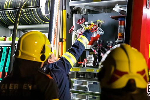 篇3:高考數(shù)學(xué)解題策略與技巧