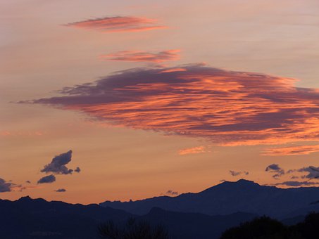 兒子叛逆期嚴重怎么辦