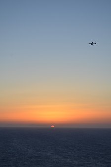 ����c�˚q�����ڵ��к��M����Ч��ͨ��