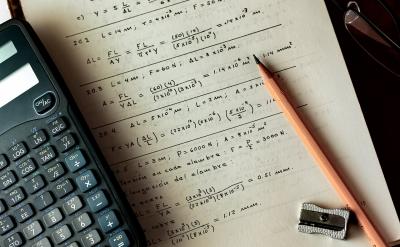 �挦�ഺ�ڵĺ��ӣ����LҪվ�ں��ӵĽǶȿ��]���}