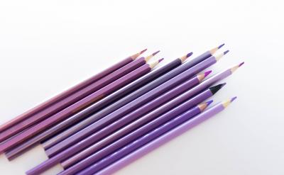 ���˹Ą�ӌ����ֵ�̽������ĸ���Բ�ȡһ...