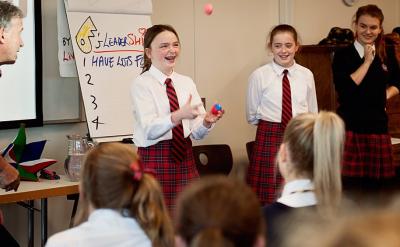 4. �����n���е��c�Ļ���ҹ, ����[ ���^�m...