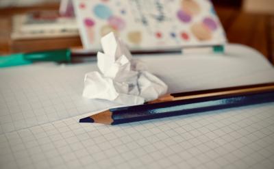 原因三:孩子的學習成績下降