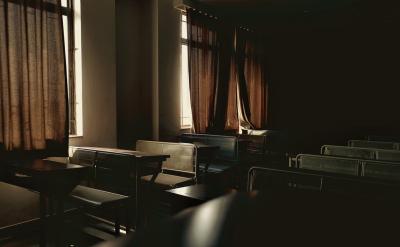 4. 書寫不認真:字體潦草,卷面不整潔。