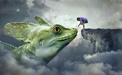 二、運用先進教育資源,努力開發課程設計