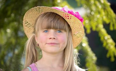 ���磬�҂������O(sh��)Ӌ(j��)һ��(g��)��Сӛ�ߡ��Ľ�ɫ��...