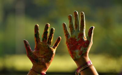 ����־�ϣ��_��ӛ��˸��m����2�q��r��һ...