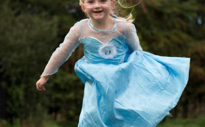 �f�úܟ��[�������f���ģ��]�л��ӣ��ɂ���...