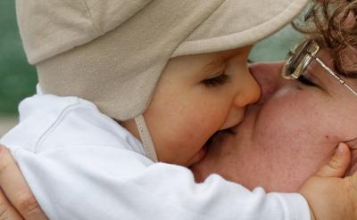 女(1):詩的聲音,演繹著不朽歷史的風骨鏗...