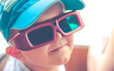 �WУ�Ľ�ɫ�c؟��