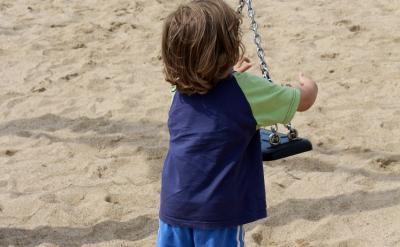 我們高中政治教師要更新觀念,轉(zhuǎn)變思想,勇...