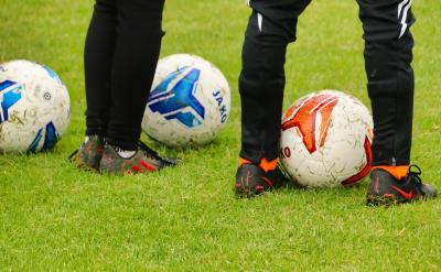 �Ą�e�O���c���