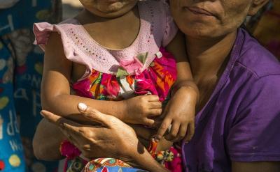 批評(píng)和懲罰都是對(duì)子女不良思想行為的否定,...