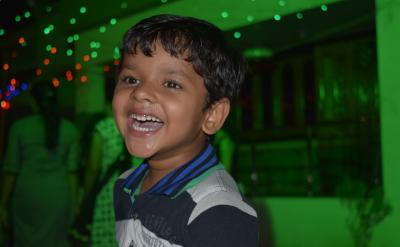 ������ʩ