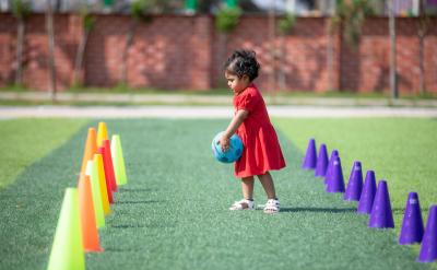 這時,家長的角色如同一位偵探,引導孩子一...