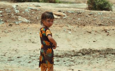 �麢�������