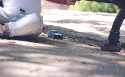 “天凈沙”曲牌名,“秋思”題目。元曲是我...